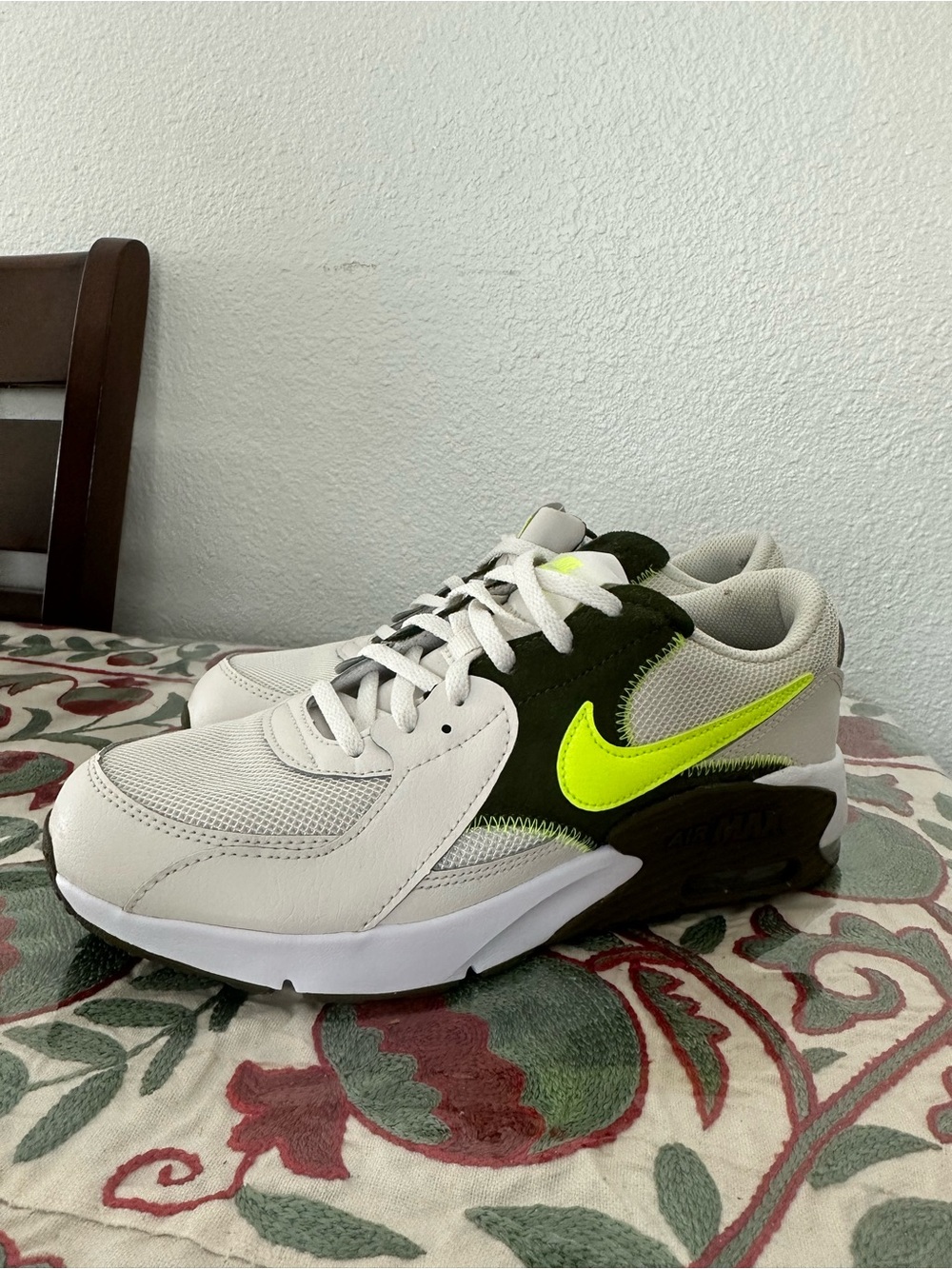 Nike Kids White and Neon Yellow/Black Sneakers